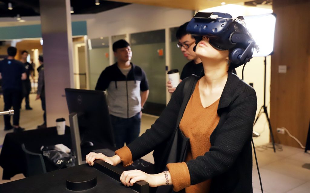 現場體驗 : VR數位互動